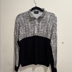Monrow Gray and Black Snake Pattern Zip-Up Sweater